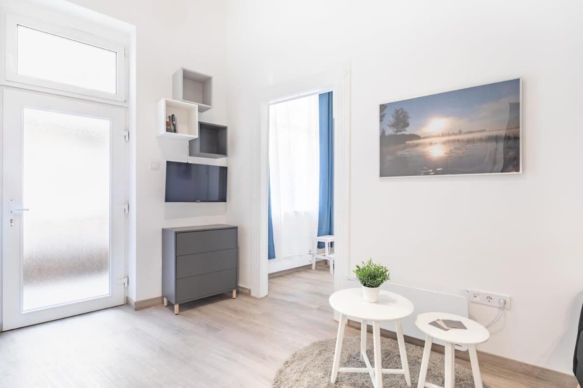 Lovely And Comfy Sleep Apartment *